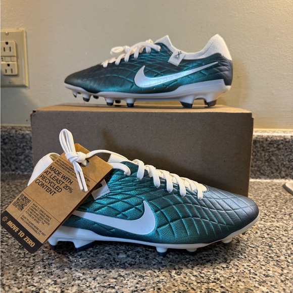 Nike Tiempo Legend 10 Pro FG Teal Soccer Cleats FQ3248 300 Men’s 7 Women’s 8.5 - Picture 1 of 9